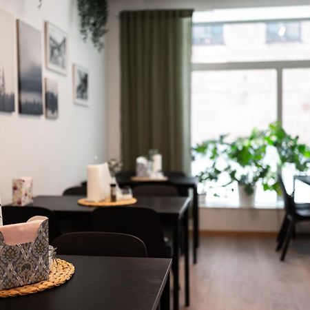 Ahlgrens Hotell Bed & Breakfast Євле Екстер'єр фото
