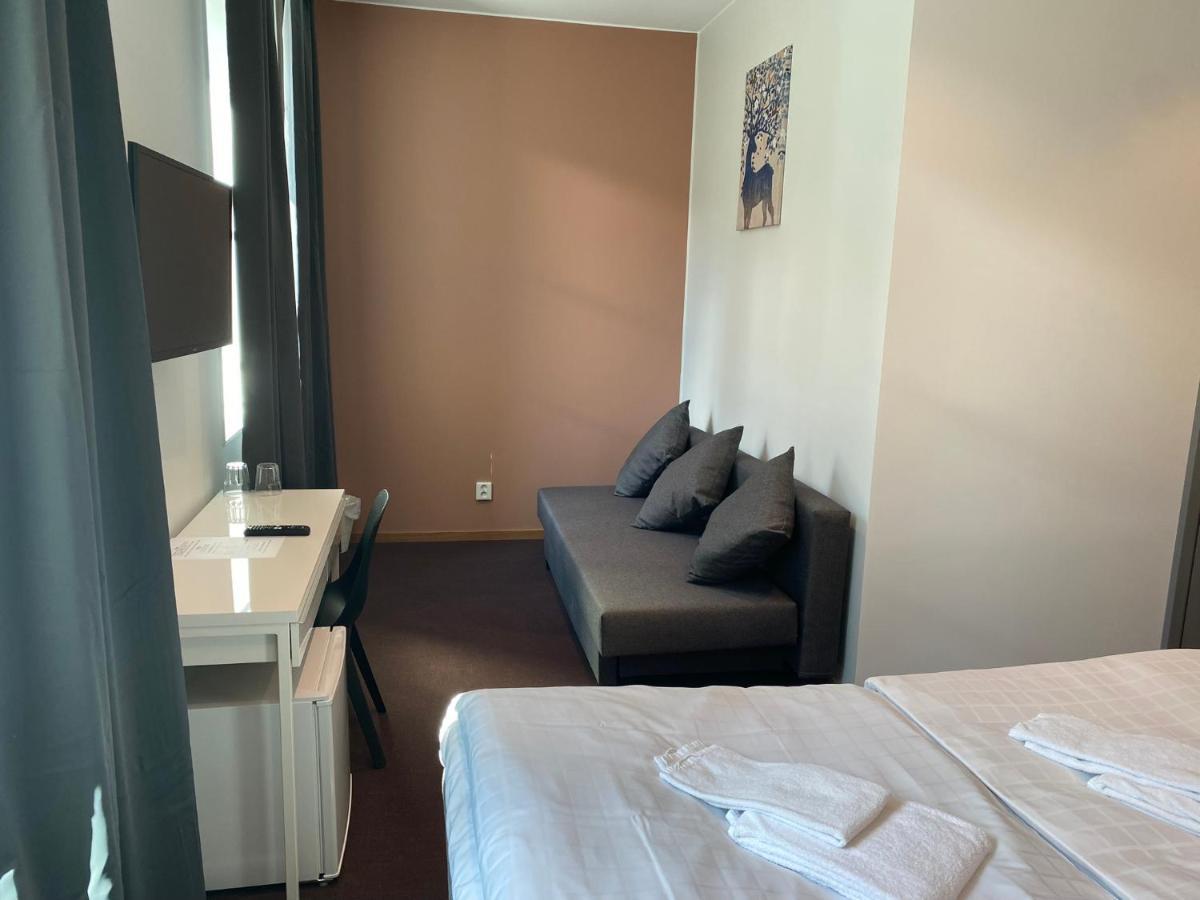 Ahlgrens Hotell Bed & Breakfast Євле Екстер'єр фото