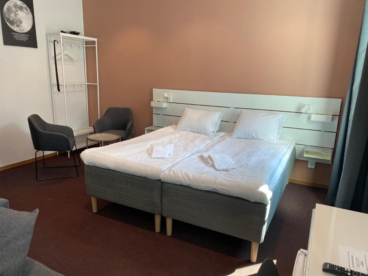 Ahlgrens Hotell Bed & Breakfast Євле Екстер'єр фото